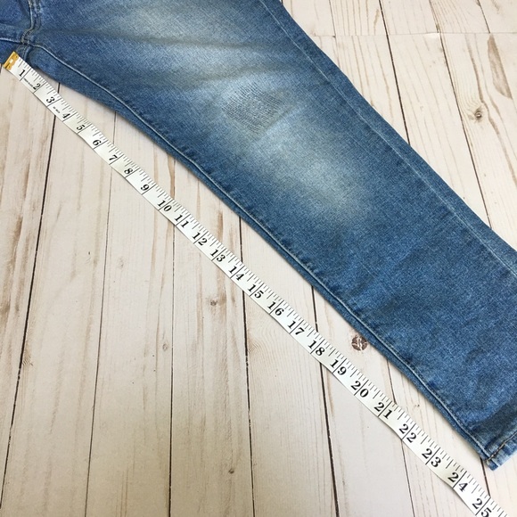 Old Navy Distressed Boyfriend Cropped Jeans - Picture 5 of 8